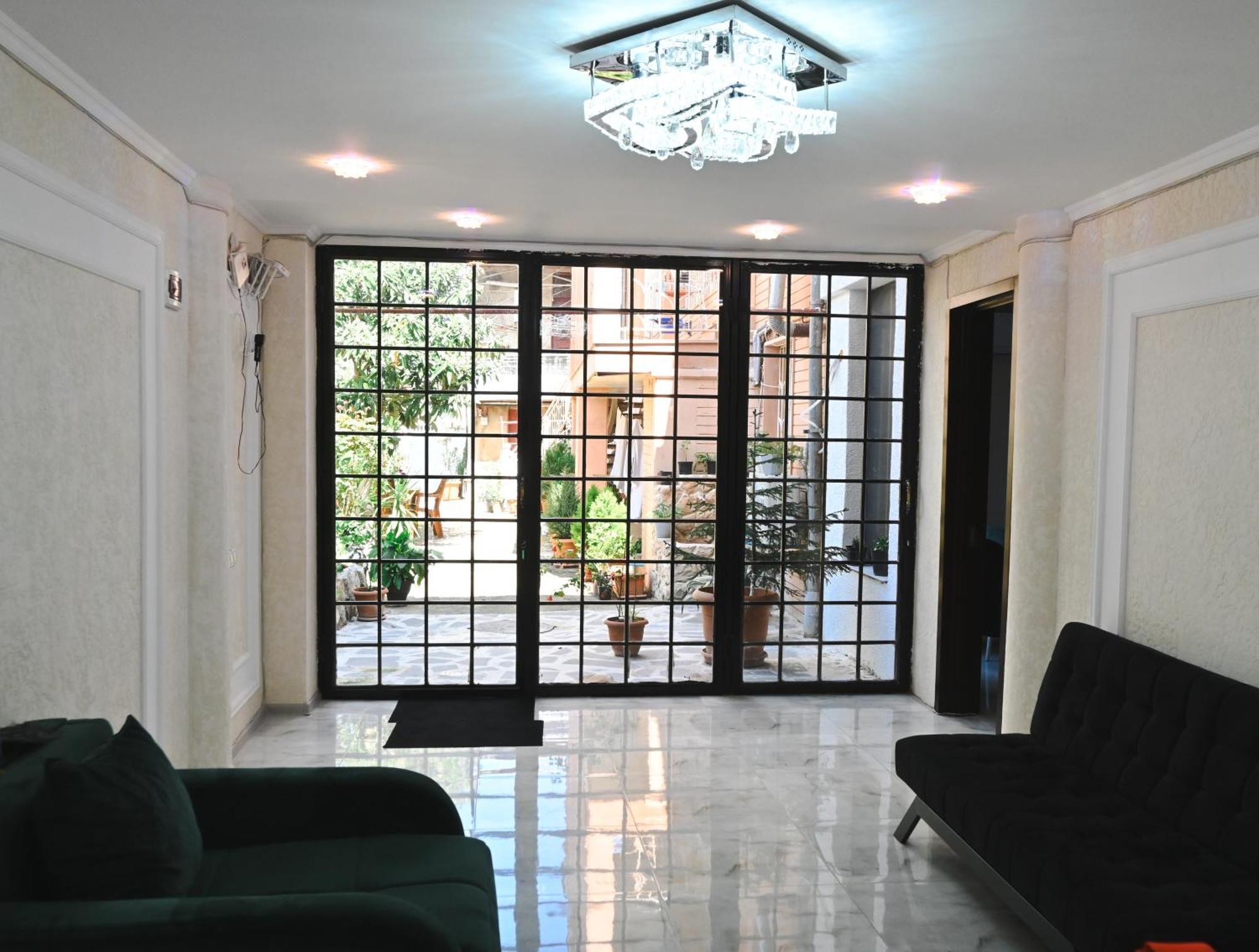 Jerusalem Hotel Kutaisi Eksteriør bilde