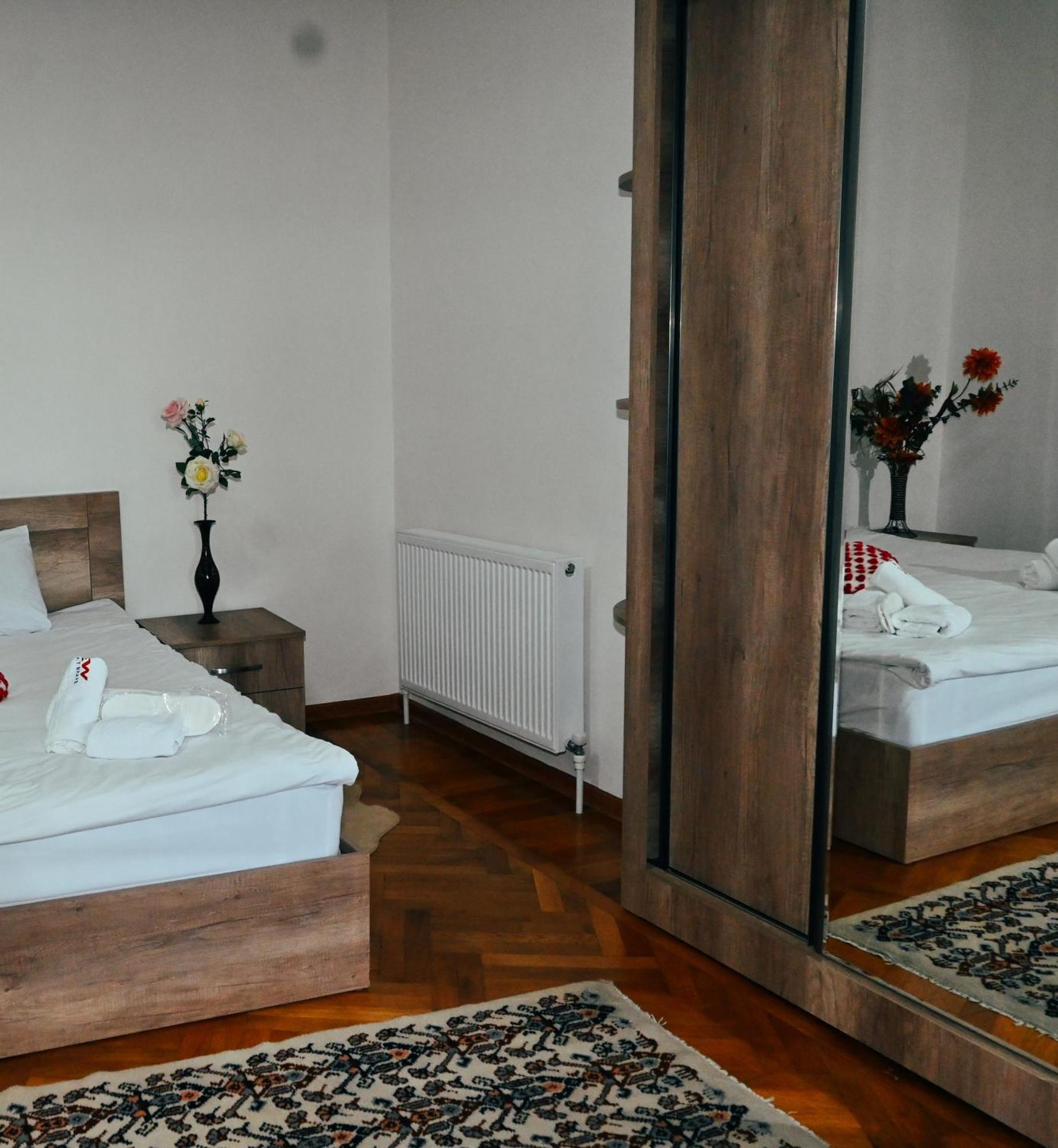 Jerusalem Hotel Kutaisi Eksteriør bilde